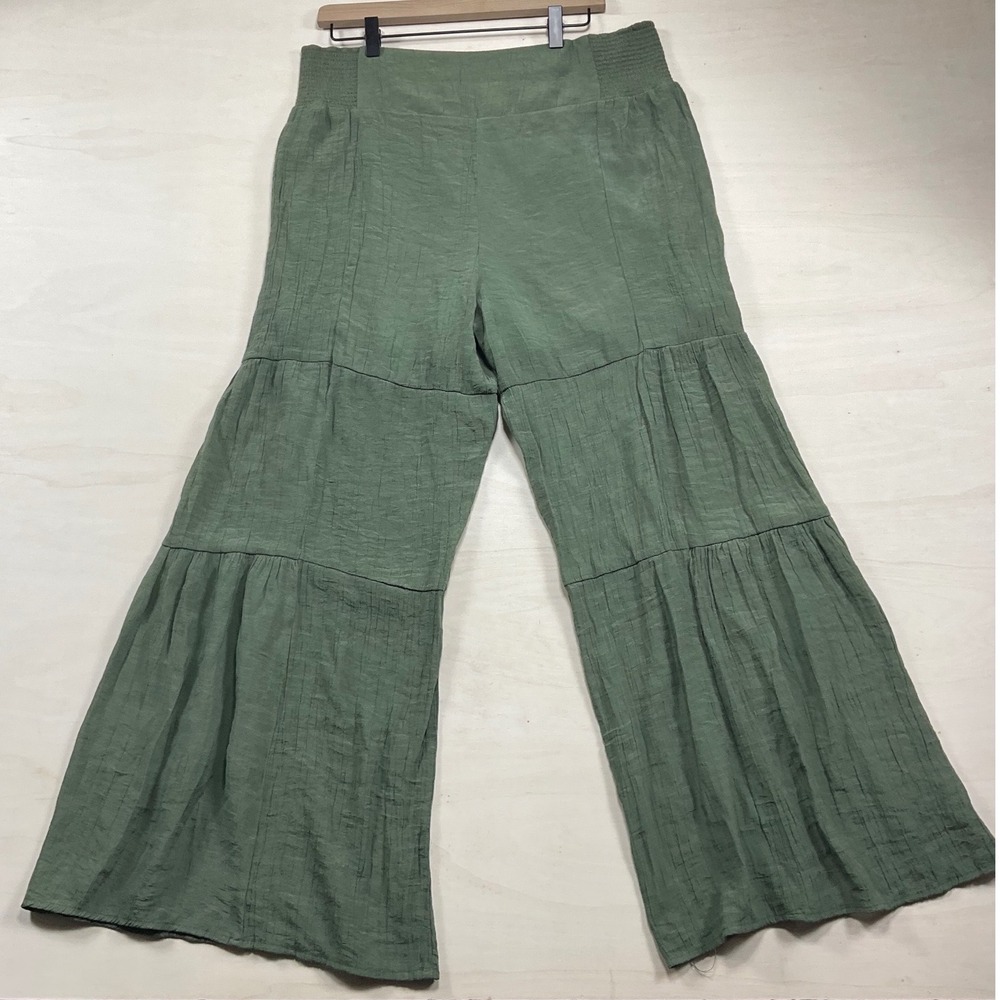 Nanette Lepore Sage Green Tiered Wide Leg Pants Smocked Waist L